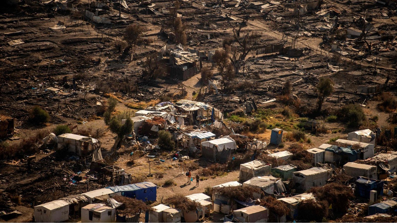 Un año del incendio que arrasó el campo de refugiados de Moria | Ver