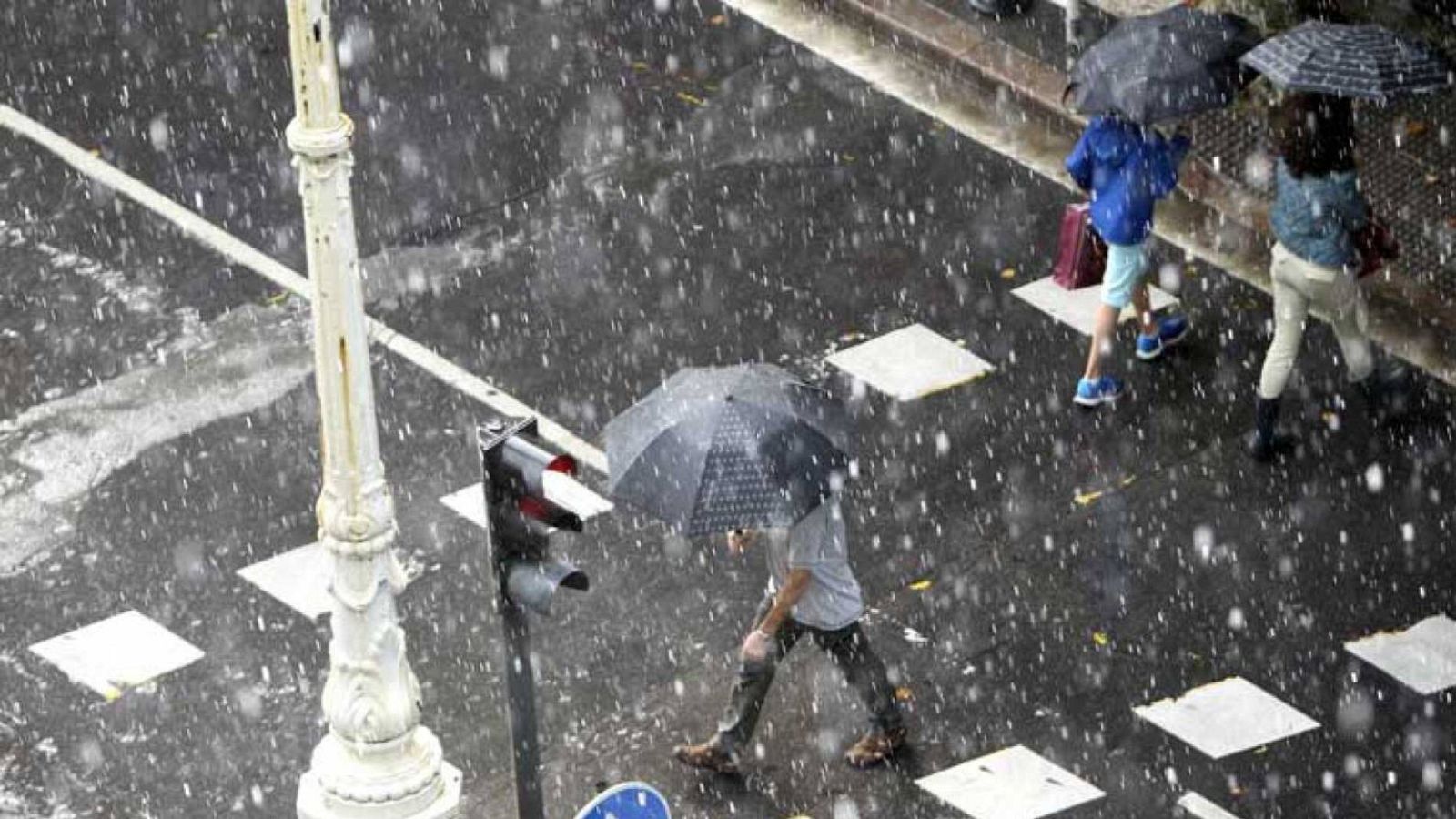 Este miércoles, chubascos y tormentas casi generalizados, aunque menos abundantes