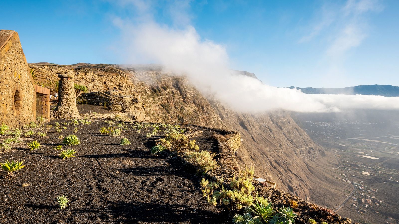 El Hierro, la isla que enamora a los amantes de las series | Ver