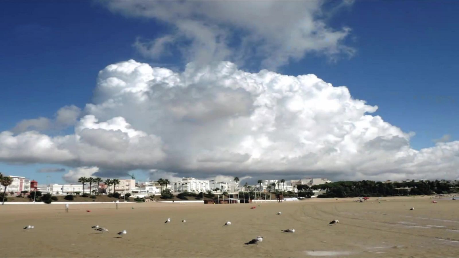 No se descartan chubascos localmente muy fuertes y con acumulaciones totales importantes en el Cantábrico - ver ahora