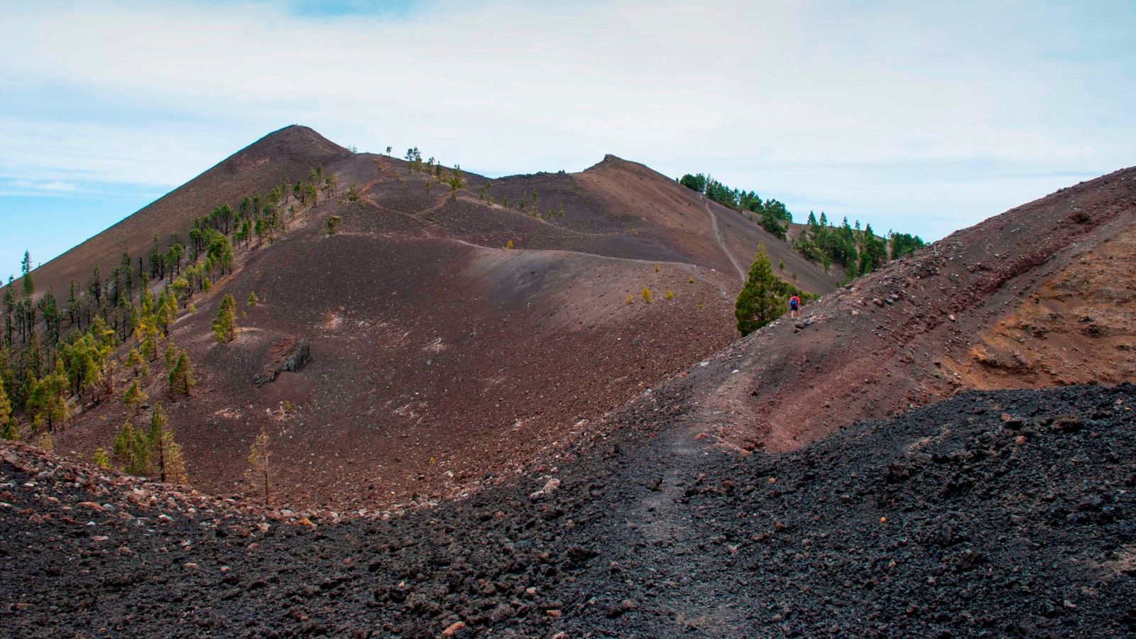 "Solo 1 de cada 10 intrusiones magmáticas se convierte en erupción" - Ver ahora