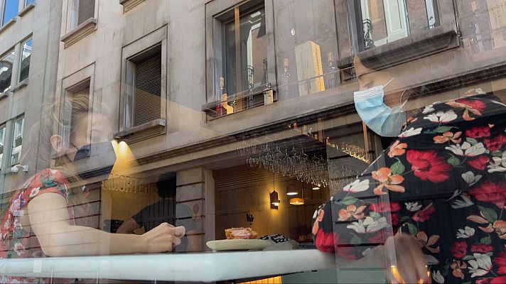 Cámara abierta - Centennial Bedroom Art, Casa Mortero y Vestuario escénico