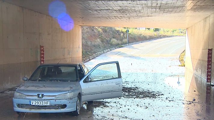Telediario 1 - Las tormentas siguen azotando la Comunidad Valenciana con riadas en varios municipios