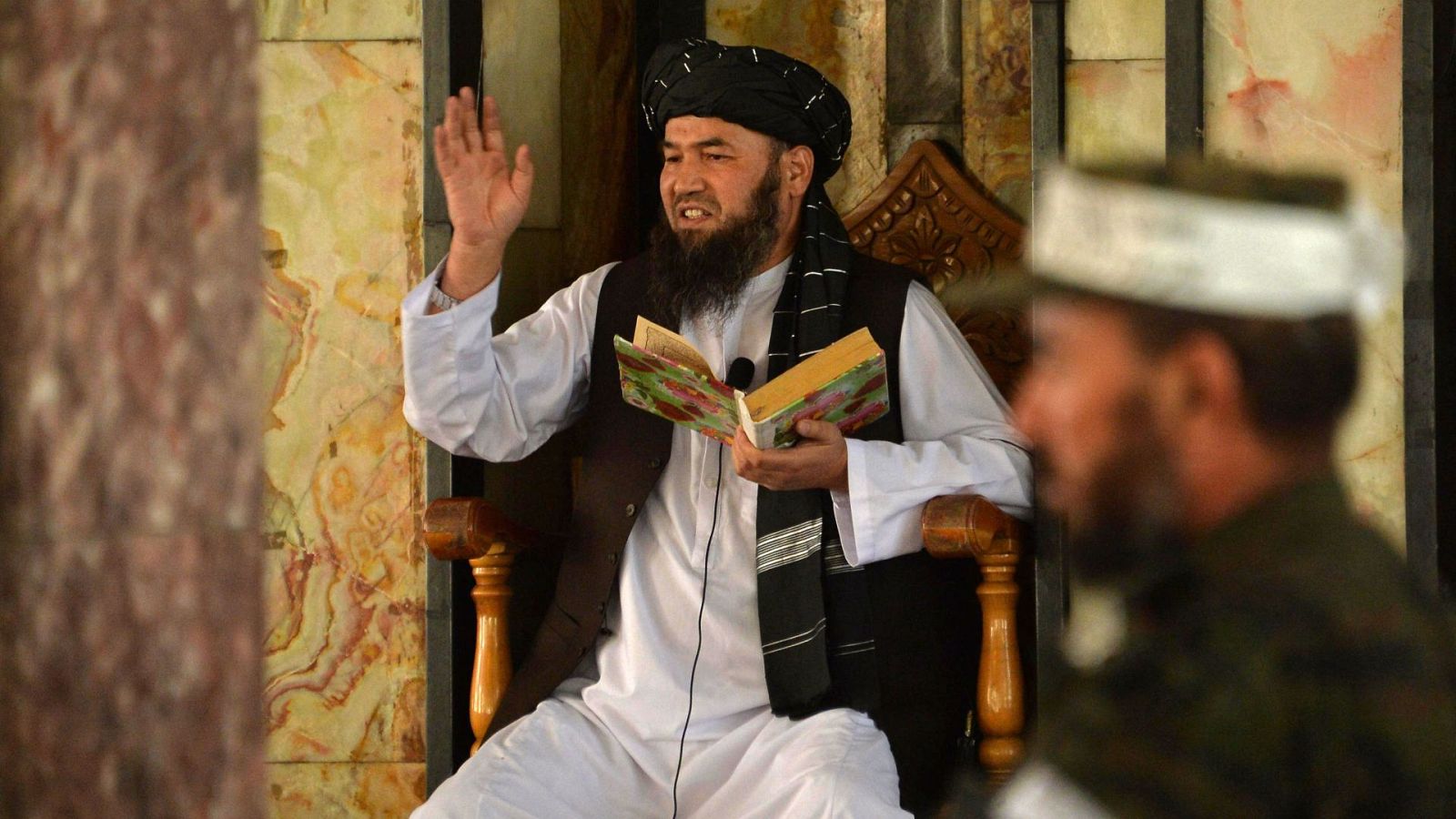 La minoría Hazara busca su encaje en Afganistán ante los talibanes - Telediario 1 | Ver