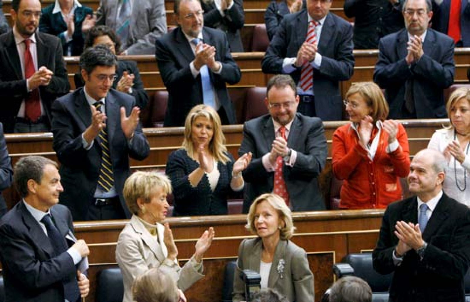 Los presupuestos salvan las enmiendas a la totalidad | Ver