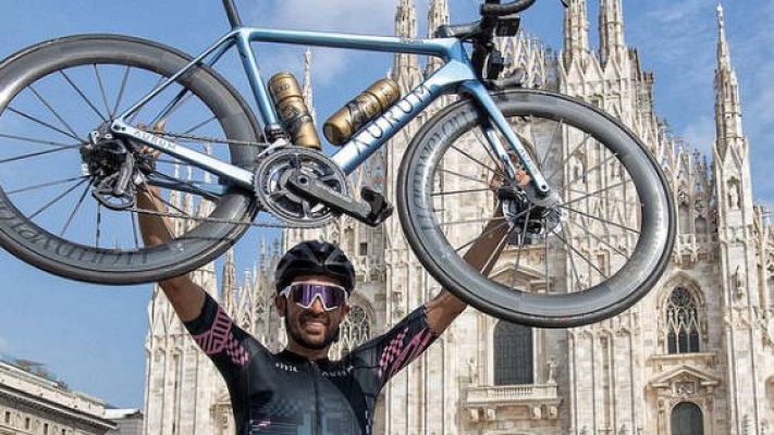 Telediario 1 - Alberto Contador cumple su promesa: de Pinto a Milán en bici