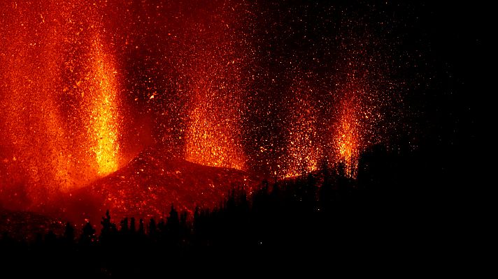  - Primeras horas de la erupción volcánica en la isla de La Palma