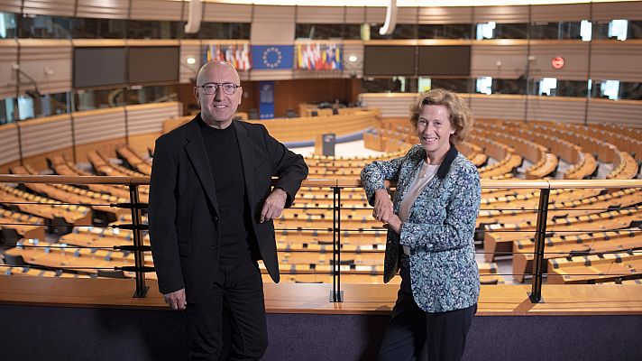 Página Dos - Julia Navarro