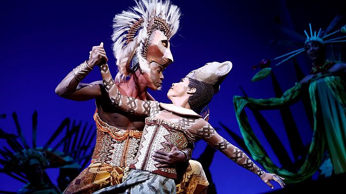 Telediario 1 - 'El rey león' vuelve a Madrid después de un año y medio