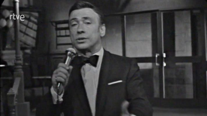 Esta noche con ... - Carlos Acuña