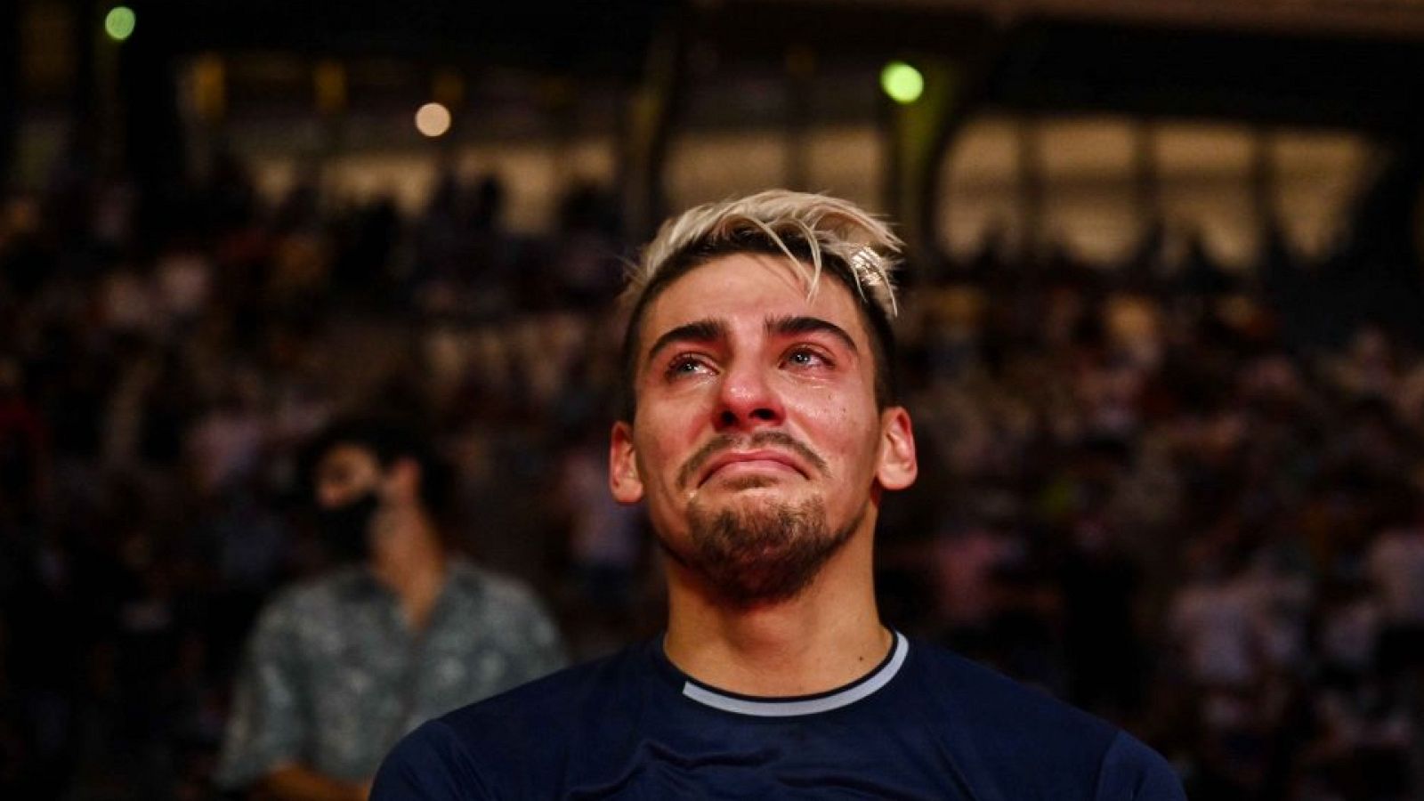 Martín Di Nenno triunfa en el pádel tras romperse las dos piernas -- Ver ahora