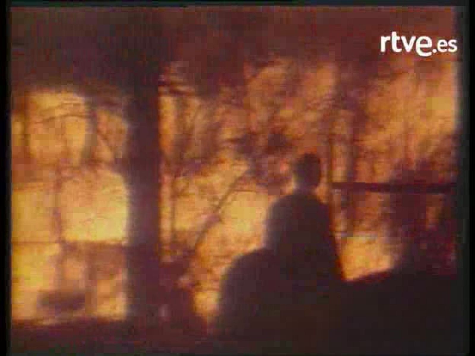 Bola de cristal - Acordes en espiral: Alaska ''Vacaciones infernales' | Ver