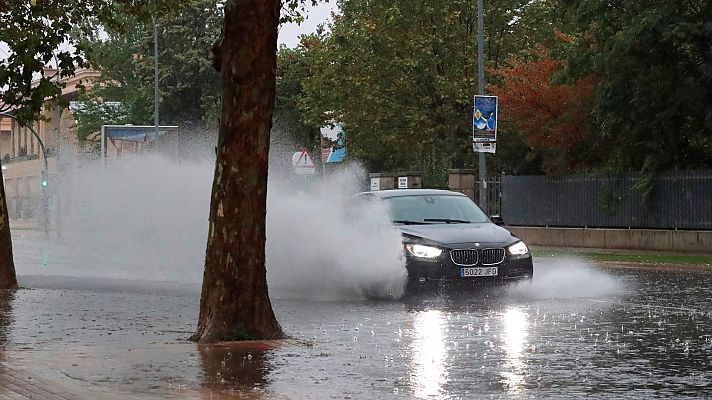 Telediario 2 - Una 'dana' deja lluvias intensas y varios desperfectos en el mediterráneo e interior español