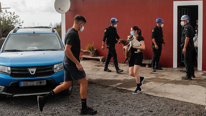 Telediario 2 - Tajuya y Tacande viven una evacuación exprés de al menos 200 personas en 40 minutos