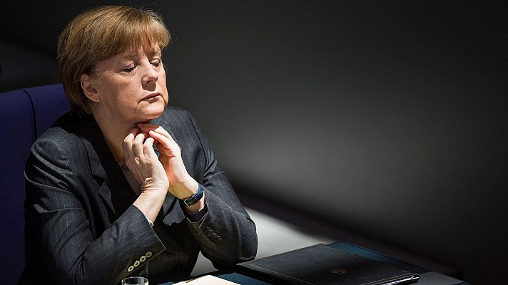 Telediario 2 - Los retos de la era de Merkel: crisis, migración y la pandemia
