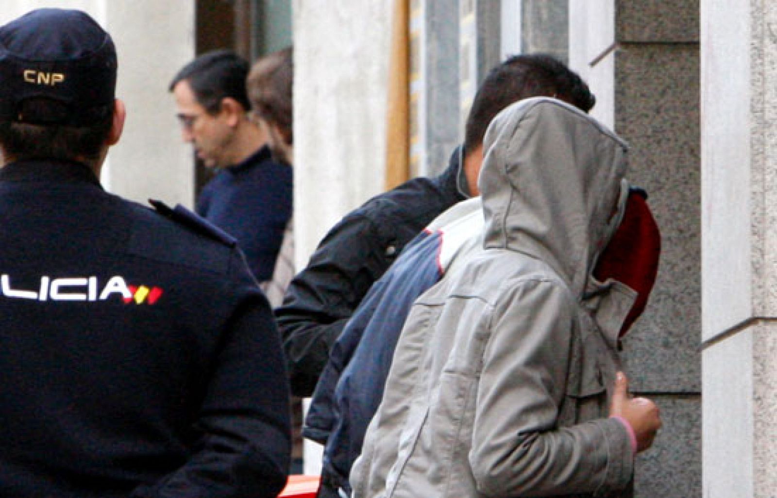 Se despeja la incertidumbre sobre la edad de uno de los dos piratas somalíes | Ver