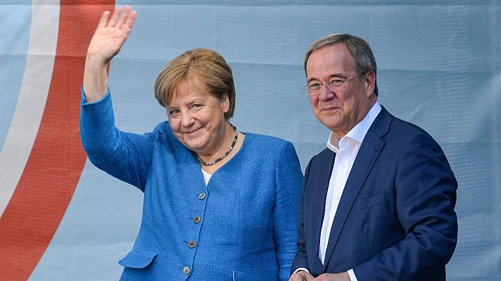 Telediario Fin de Semana - La salida de Merkel hace prever un revés para la CDU