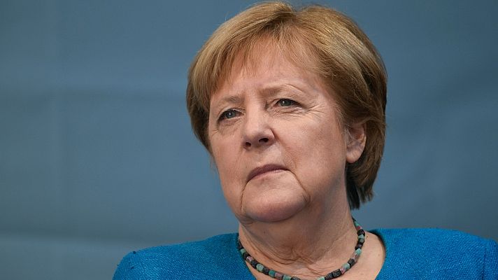Telediario Fin de Semana - Los giros de 180 grados de Angela Merkel