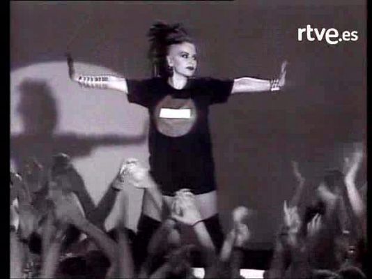 La bola de cristal - Alaska y Dinarama 'No es pecado'