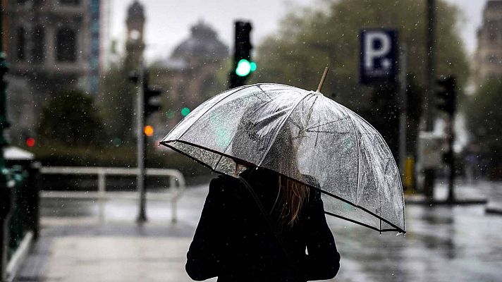El tiempo - La semana empieza con lluvia en el norte peninsular