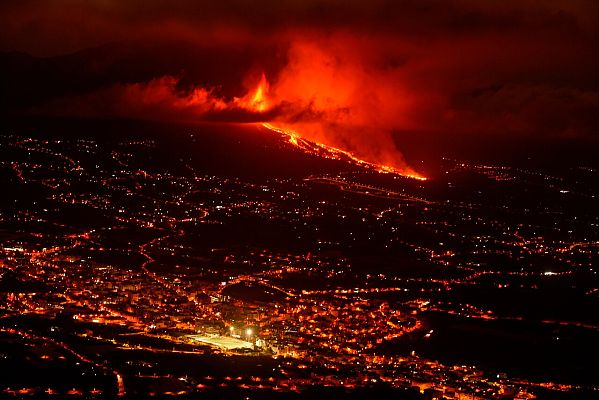 La hora de La 1 - "Cuando la lava llegue al mar habrá un choque térmico"