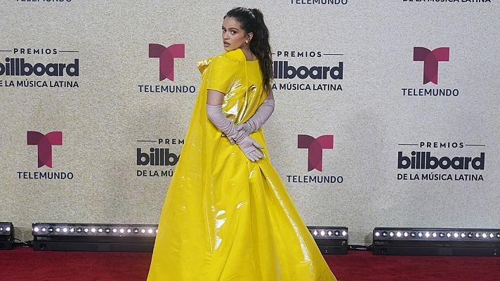 Mejor contigo - Rosalía celebra su 28 cumpleaños confirmando su relación con Rauw Alejandro