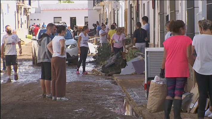 Noticias Andalucía - Lepe intenta volver a la normalidad tras las inundaciones