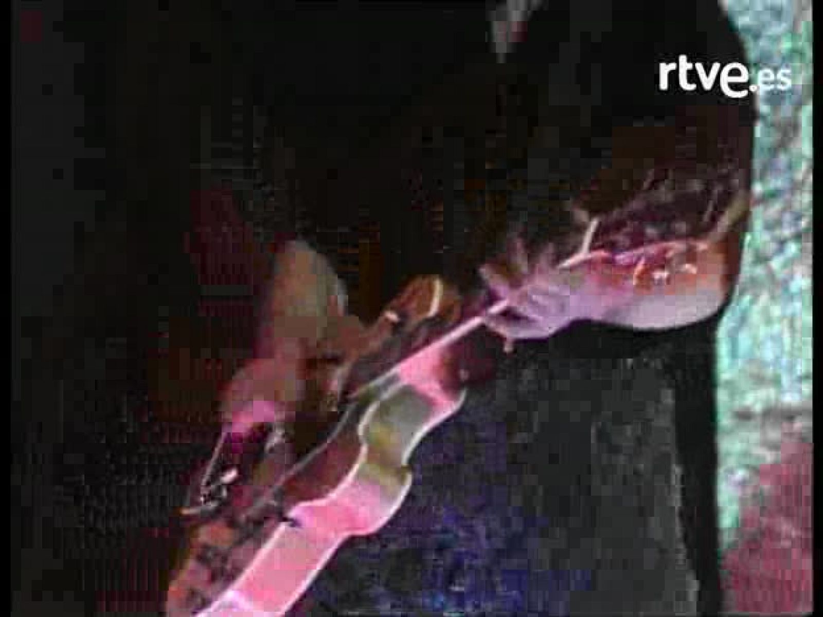 Bola de cristal - Acordes en espiral: Los Rebeldes 'Esto es un rock and roll' | Ver