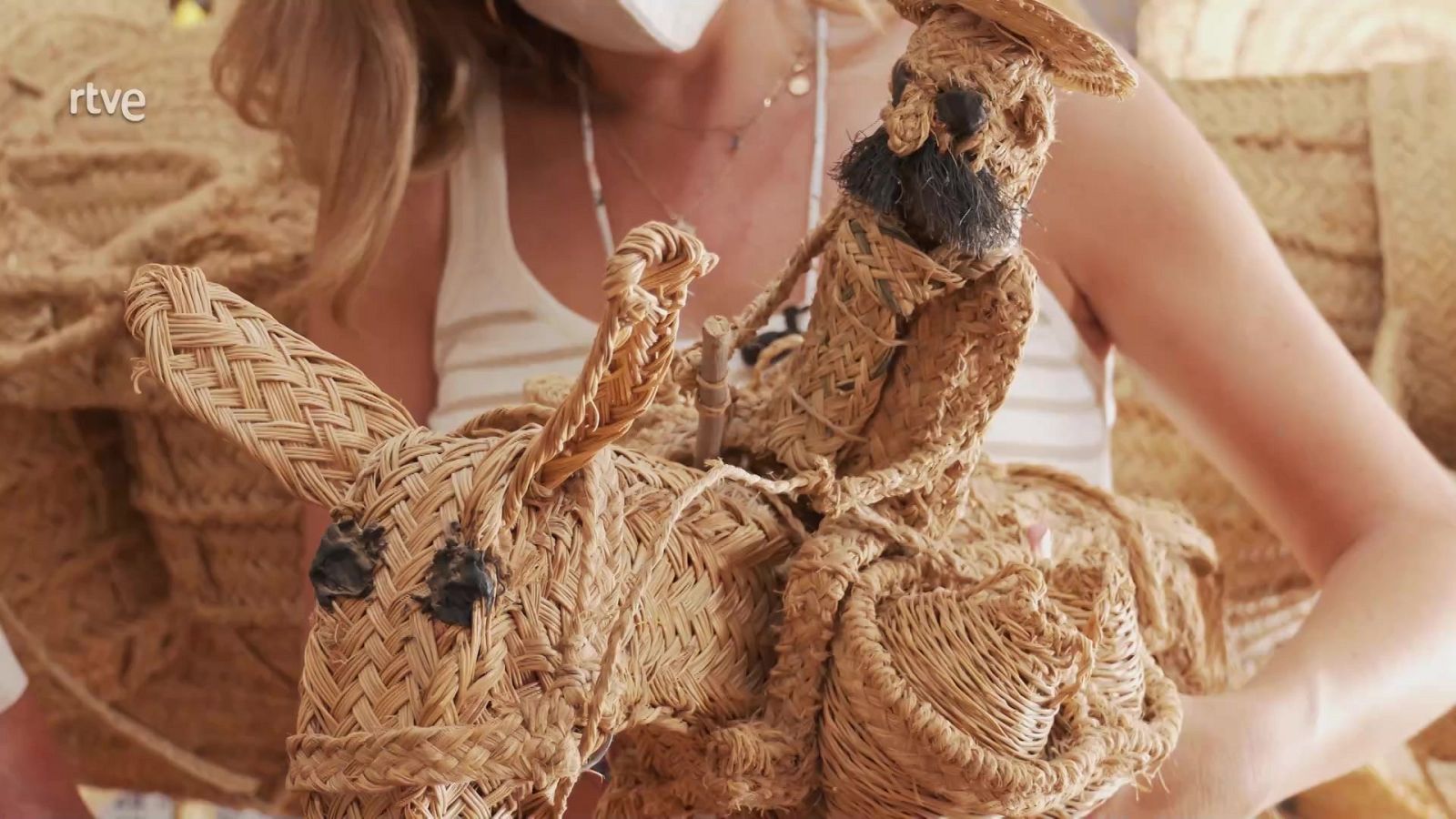 Aquí la Tierra - La historia de la artesanía del esparto en Almería