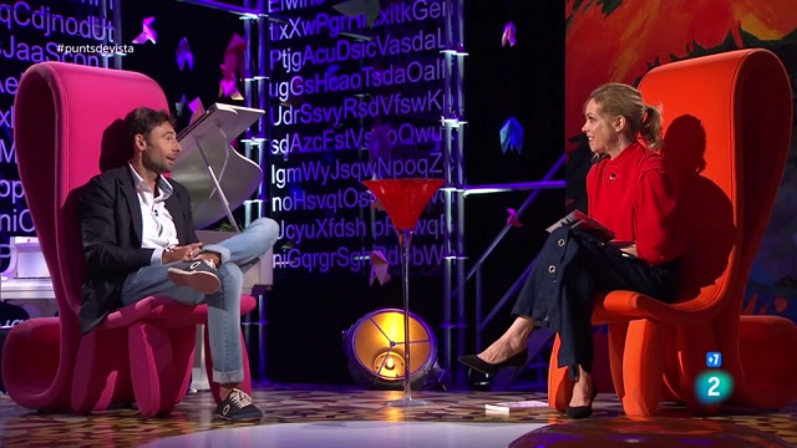 A 'Punts de vista tenim a Bruno Oro i Blanca Suárez i les actuacions de Daniel Minimalia i Mocedades amb Los Panchos. I club de lectura amb Olga Ruíz.