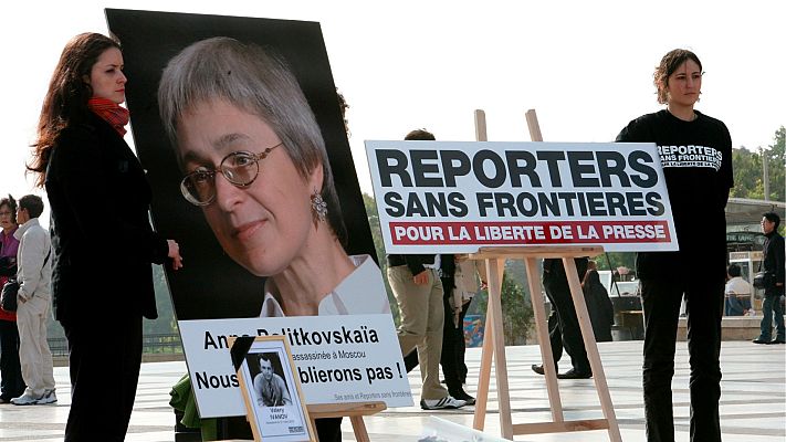 Telediario 1 - El asesinato de la periodista rusa Anna Politkovskaya continúa sin respuestas 15 años después