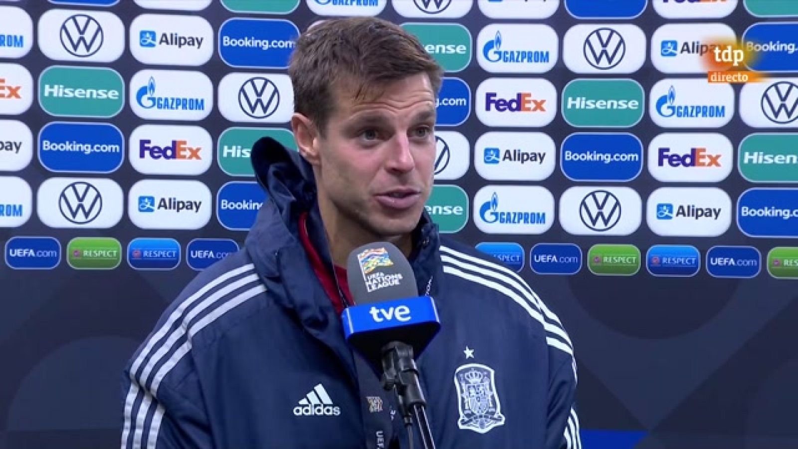 César Azpilicueta: "El árbitro puede ir al monitor y ver que el fuera de juego es claro"