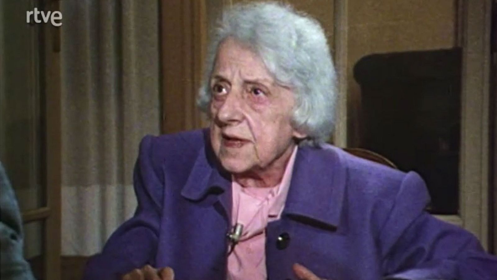 Tatuaje - Sueño y verdad de María Zambrano - Tatuaje | Ver