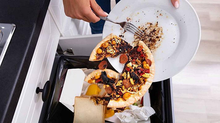 Telediario 2 - Aprobado un anteproyecto de ley para evitar el desperdicio