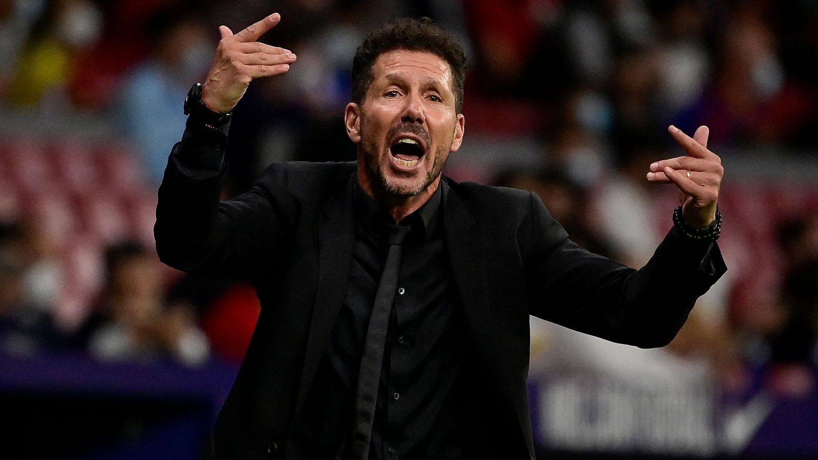 Simeone tanteó a Messi a través de Luis Suárez | Ver