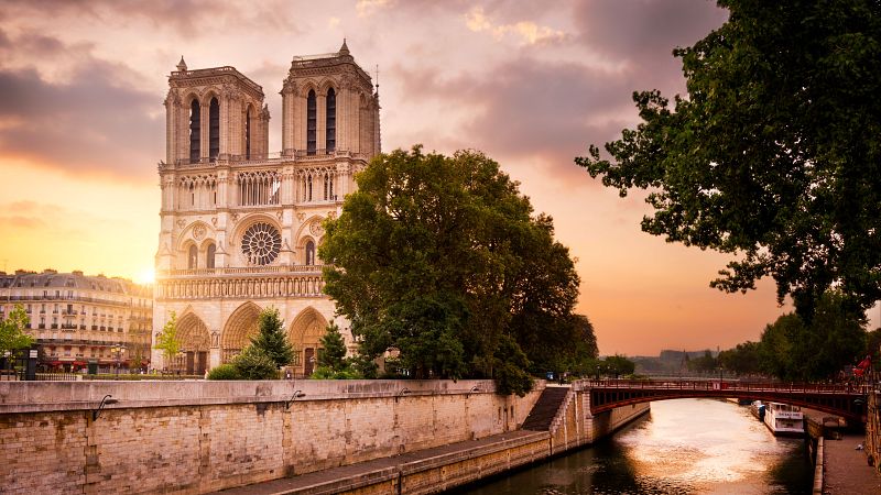 Espa�oles en el mundo - Par�s bohemio - ver ahora