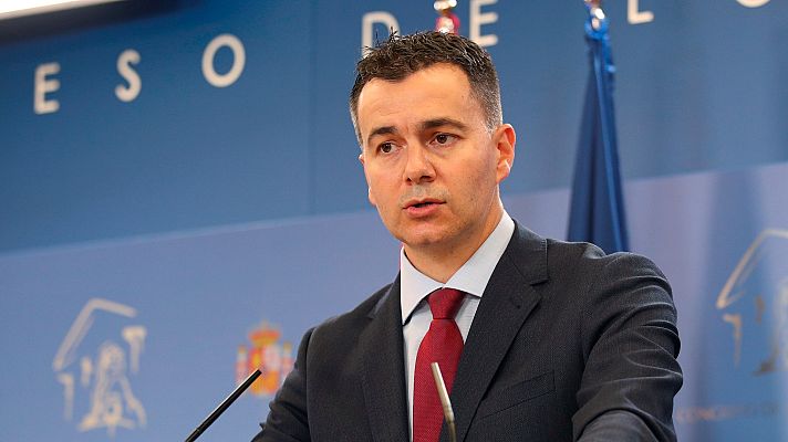 La hora de La 1 - El PSOE dice que hay "interlocución" con Podemos para renovar los órganos pero no aclara si está en la negociación