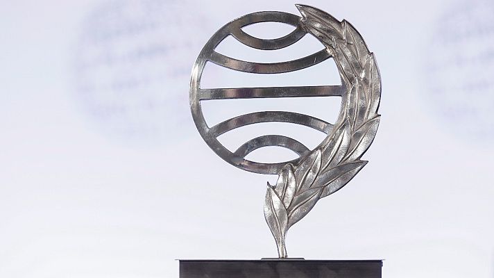 Informativo 24h - Entrevista a los ganadores y a la finalista del Premio Planeta