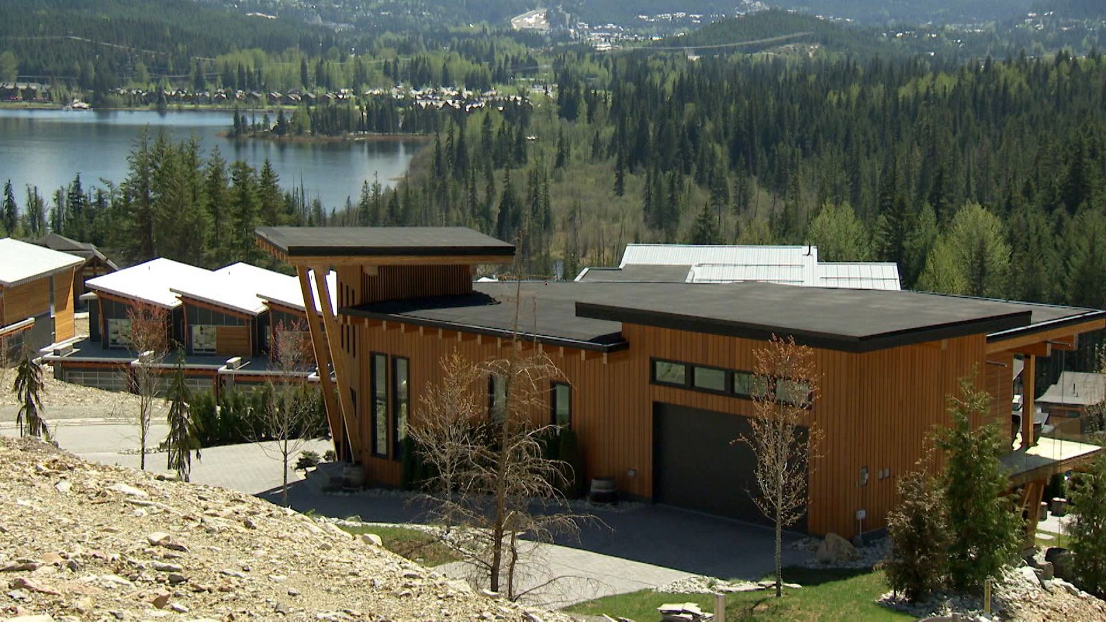 Mi lugar de retiro - T1 - Episodio 2: Casas de campo al límite - ver ahora