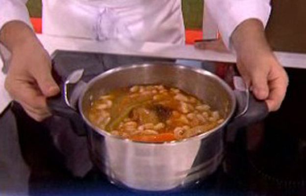 RTVE Cocina - Judías blancas con codillo
