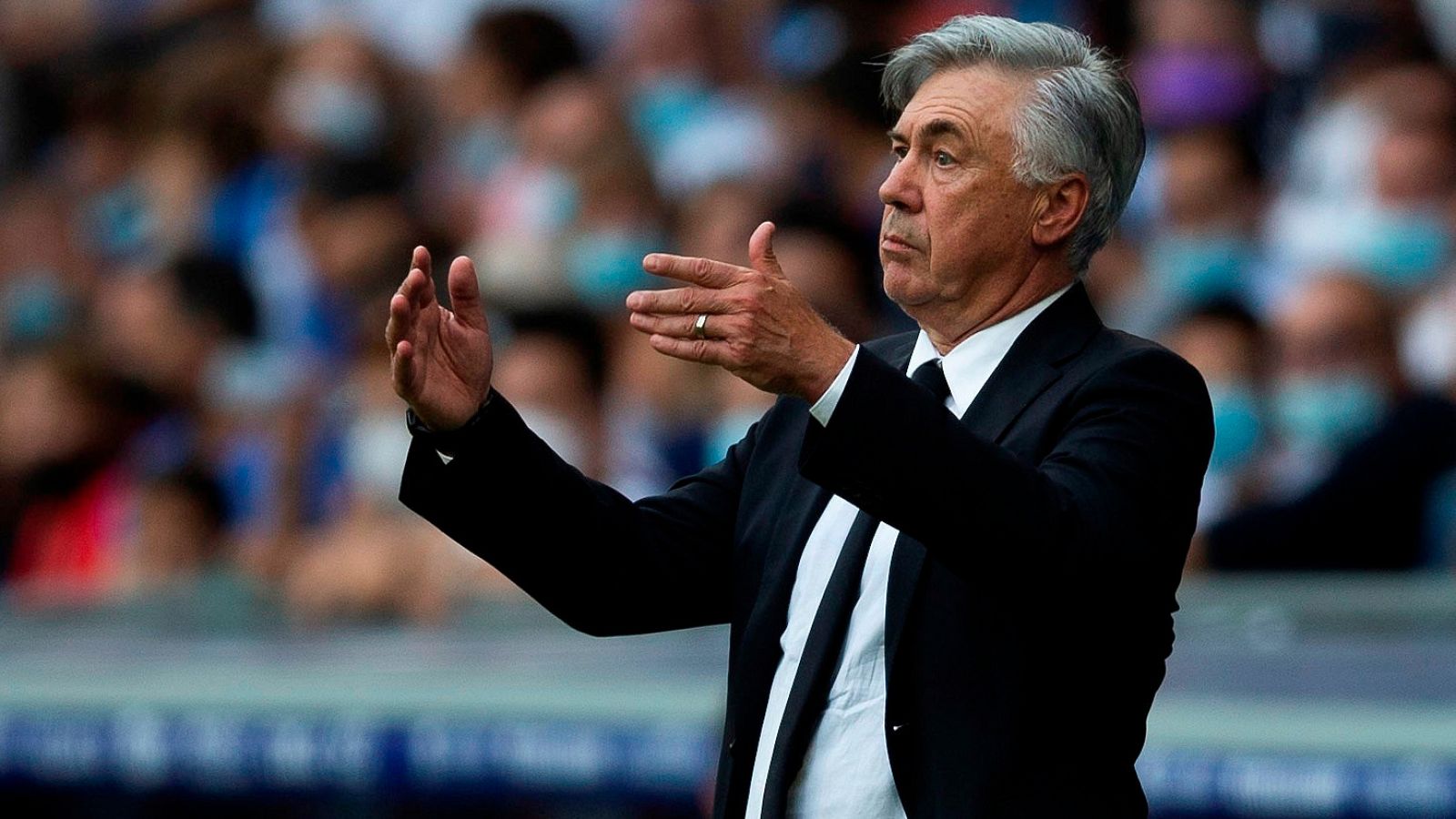 Ancelotti tiene "muy claro" el sistema: "Este equipo tiene que jugar con un 4-3-3" -- Ver ahora