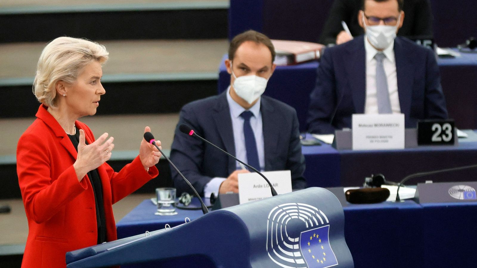 Von der Leyen advierte a Polonia: "No vamos a tolerar que se pongan en riesgo nuestro valores comunes"