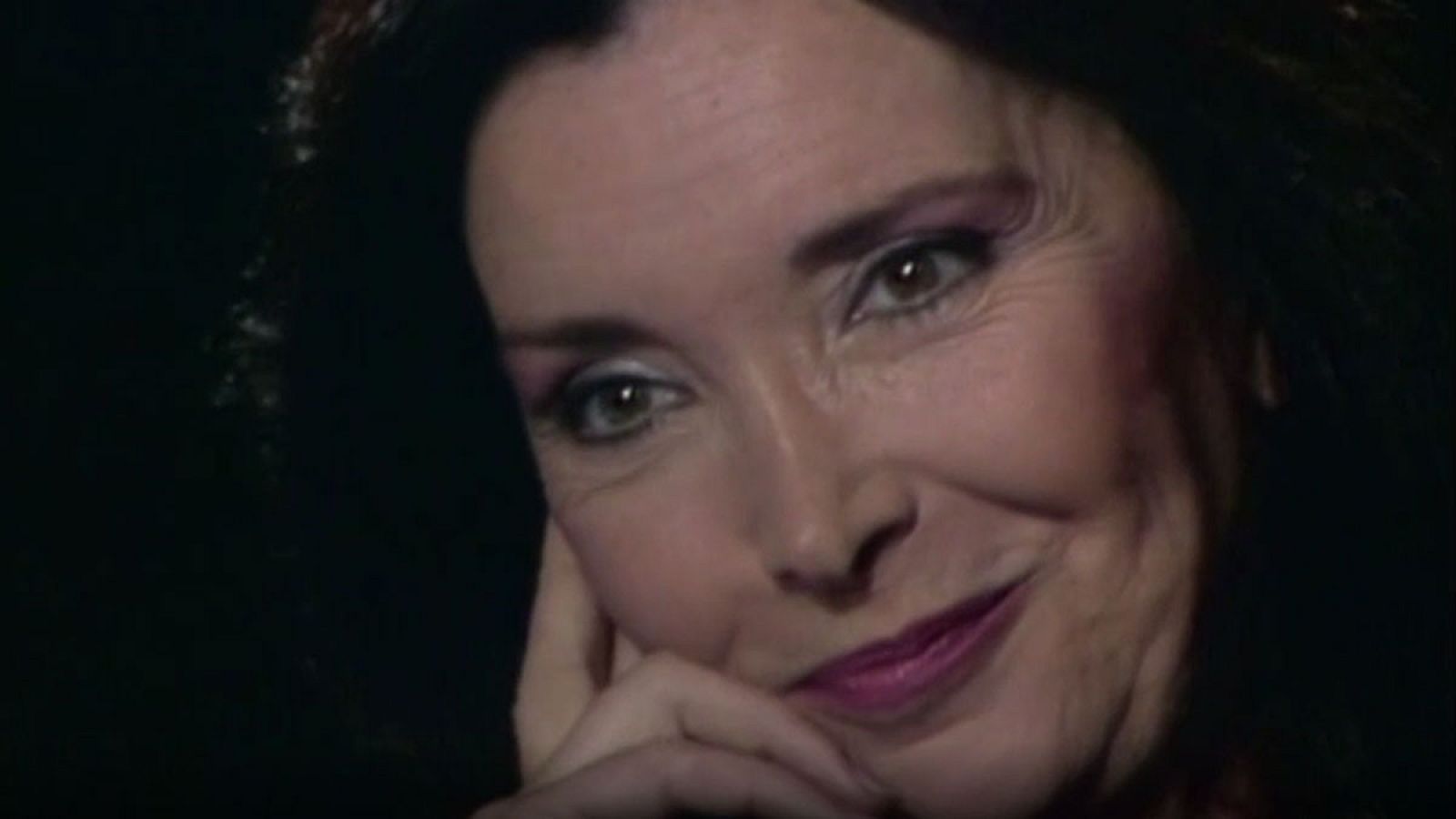 La luna - Nuria Espert y  El último de la fila - La luna | Ver