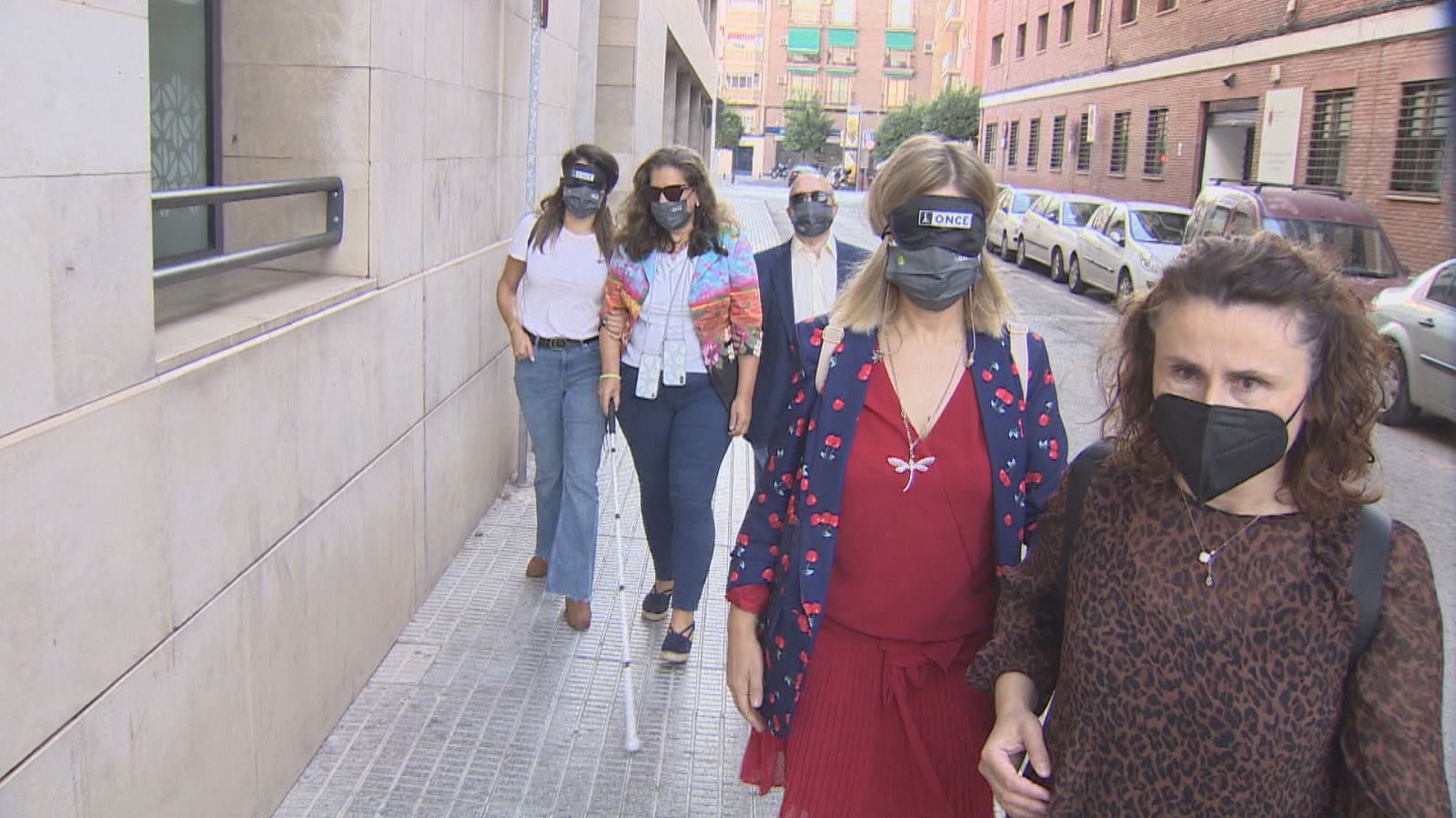 Vídeo sobre aprender a vivir como invidentes