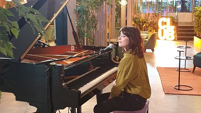 Atenci�n Obras - Chlo� Bird - ver ahora