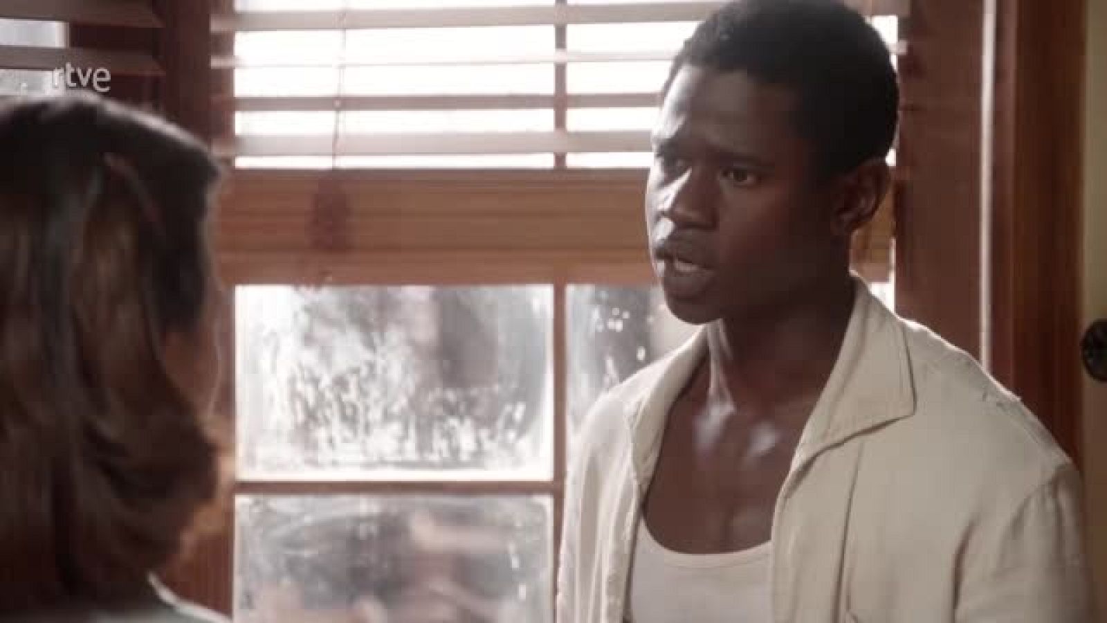 Dos Vidas: Kiros cuenta a Carmen sobre su examen de emancipación - Dos vidas | Ver