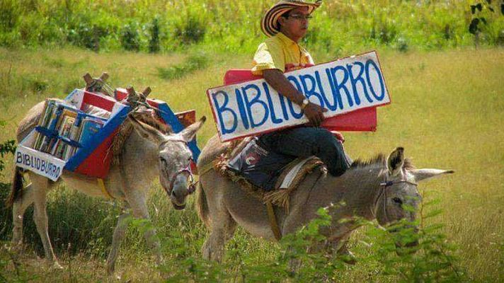 Telediario Fin de Semana - El 'biblioburro' o como llevar la magia de los libros a los niños de la Colombia rural