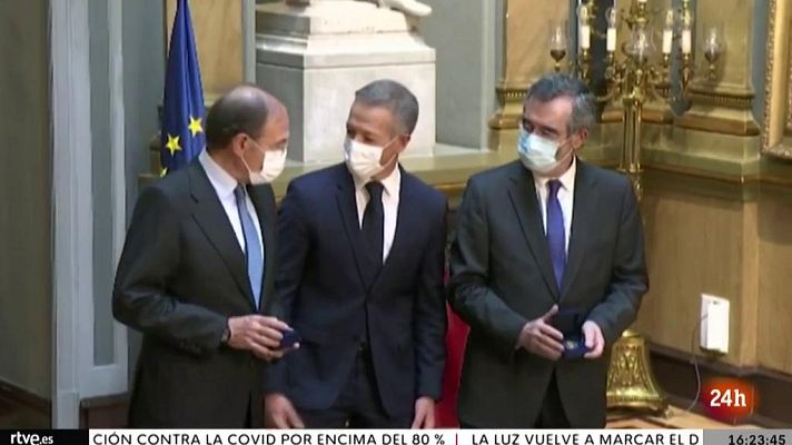 Parlamento - Medallas del Senado