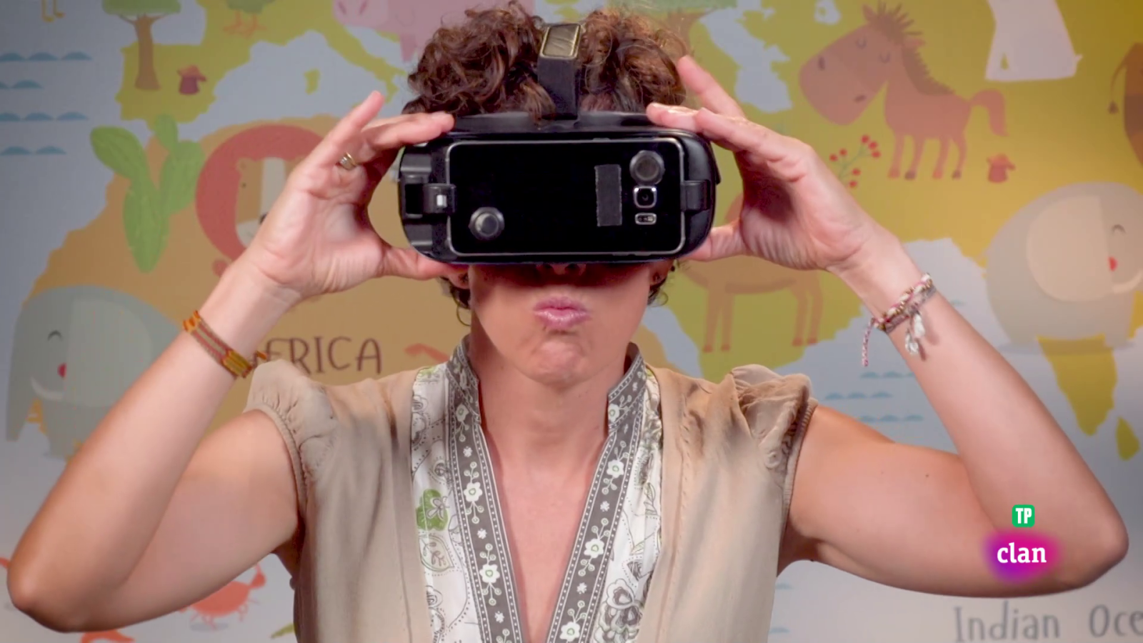 Aprendemos en Clan - CIENCIAS SOCIALES - El mundo de los videojuegos - RTVE.es - Aprendemos en Clan | Ver