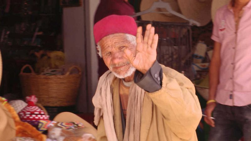 Espaoles en el mundo - Tnez - ver ahora